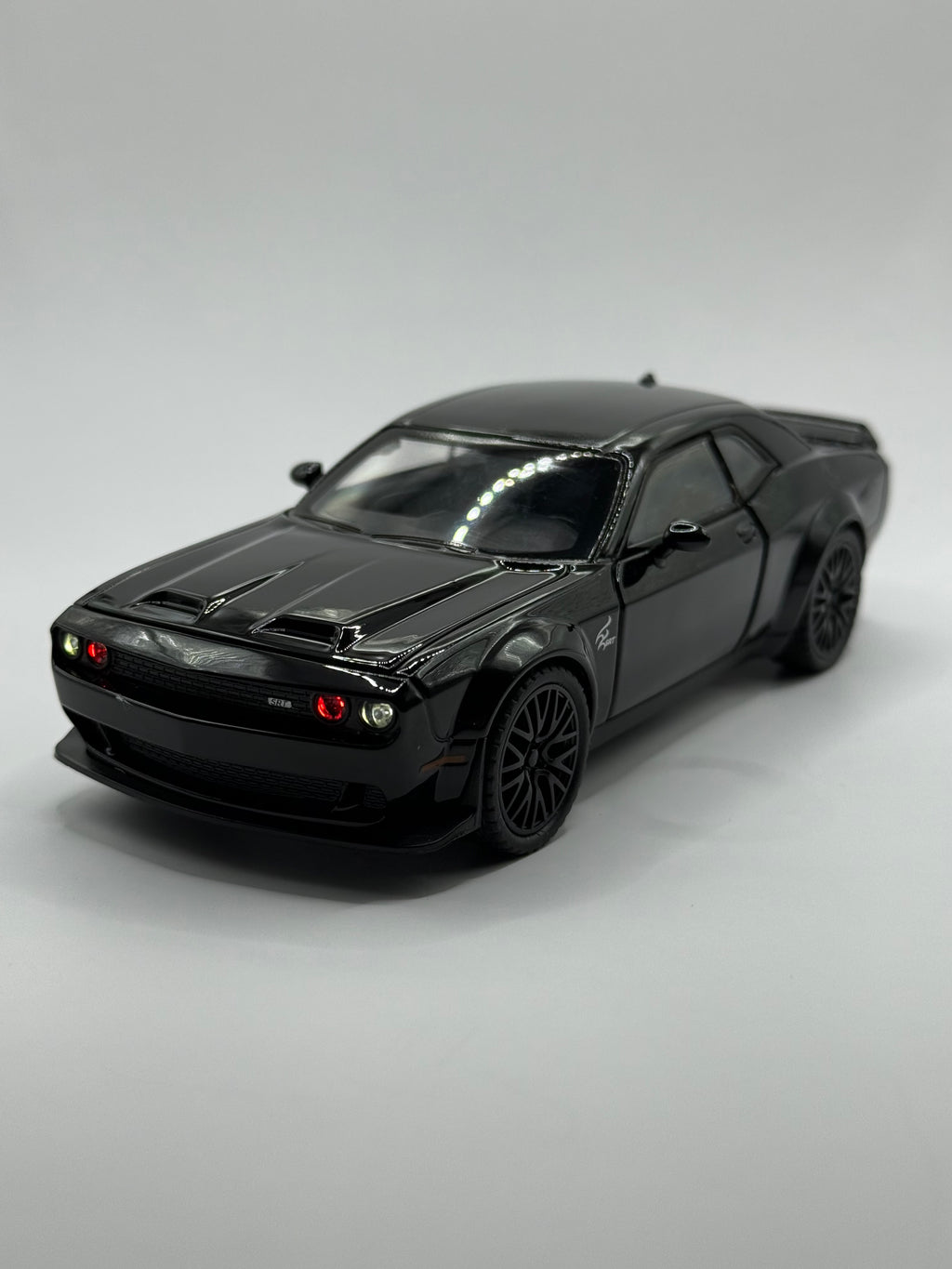 Licensed 1:32 Dodge Challenger SRT Hellcat Diecast Model - Gloss Black