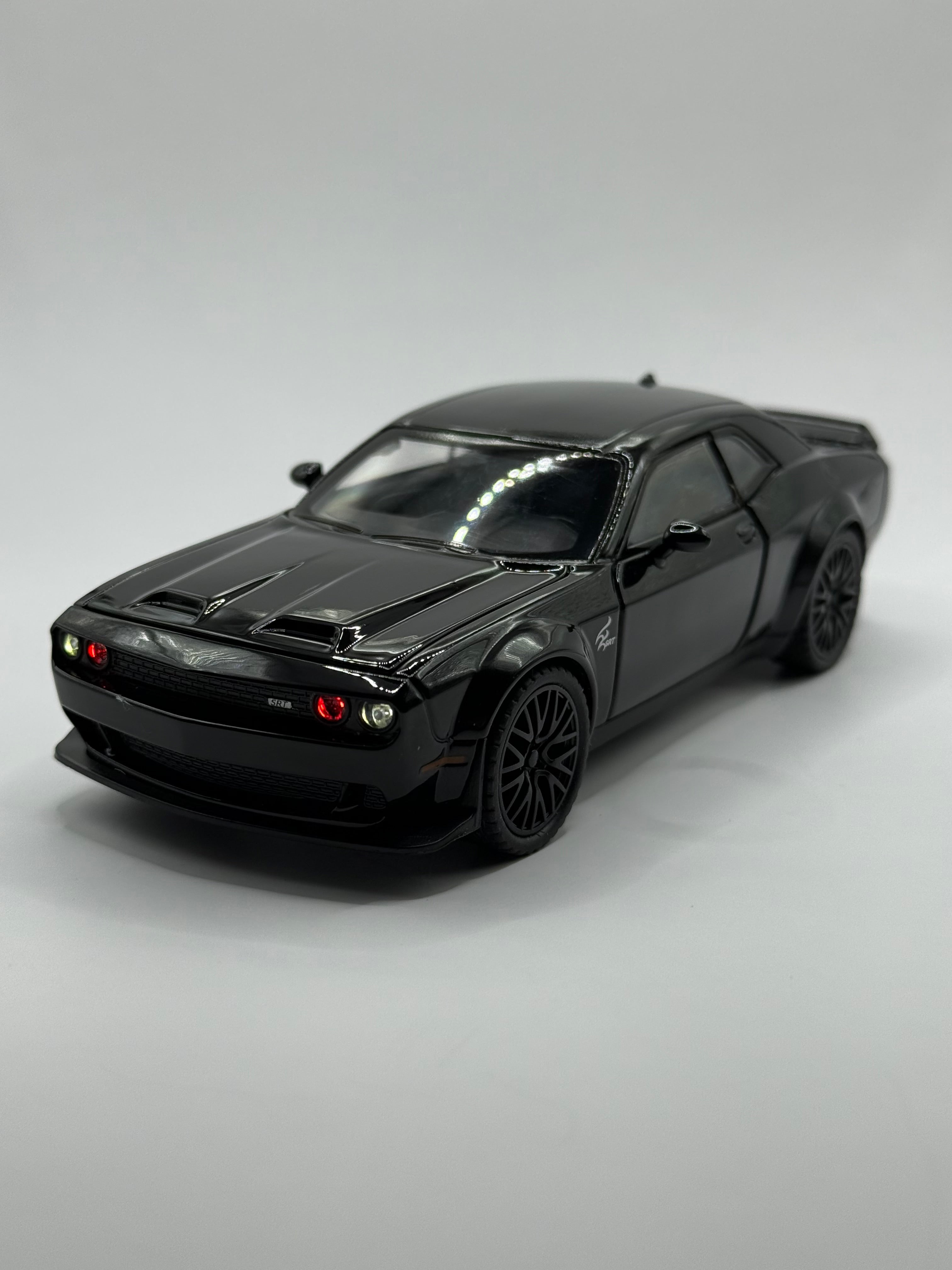 Licensed 1:32 Dodge Challenger SRT Hellcat Diecast Model - Gloss Black