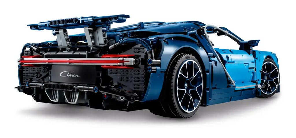 LEGO Technic Bugatti Chiron (Set 42083) - 1:8 Scale Supercar