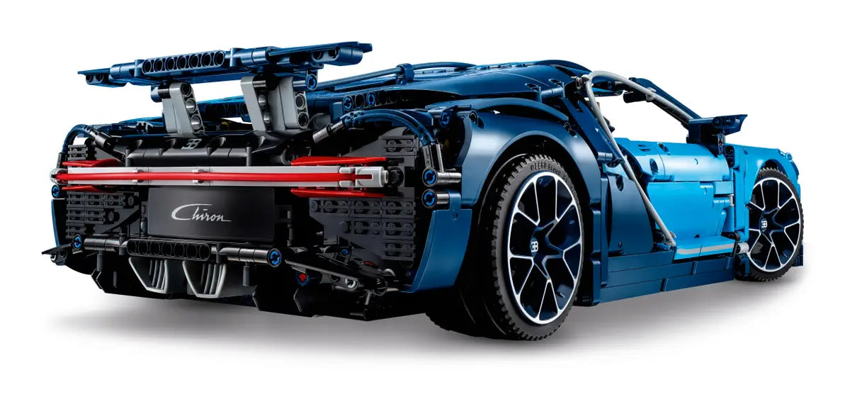 LEGO Technic Bugatti Chiron (Set 42083) - 1:8 Scale Supercar