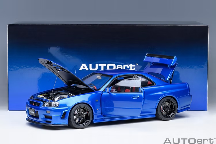 Autoart Nissan Skyline R34 Z-Tune in Bayside Blue - Front Angle