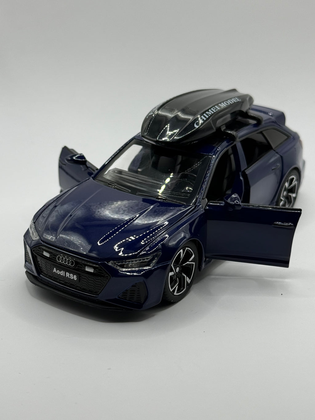 Licensed 1:32 Audi RS6 Avant Diecast Model - The Ultimate Super Wagon