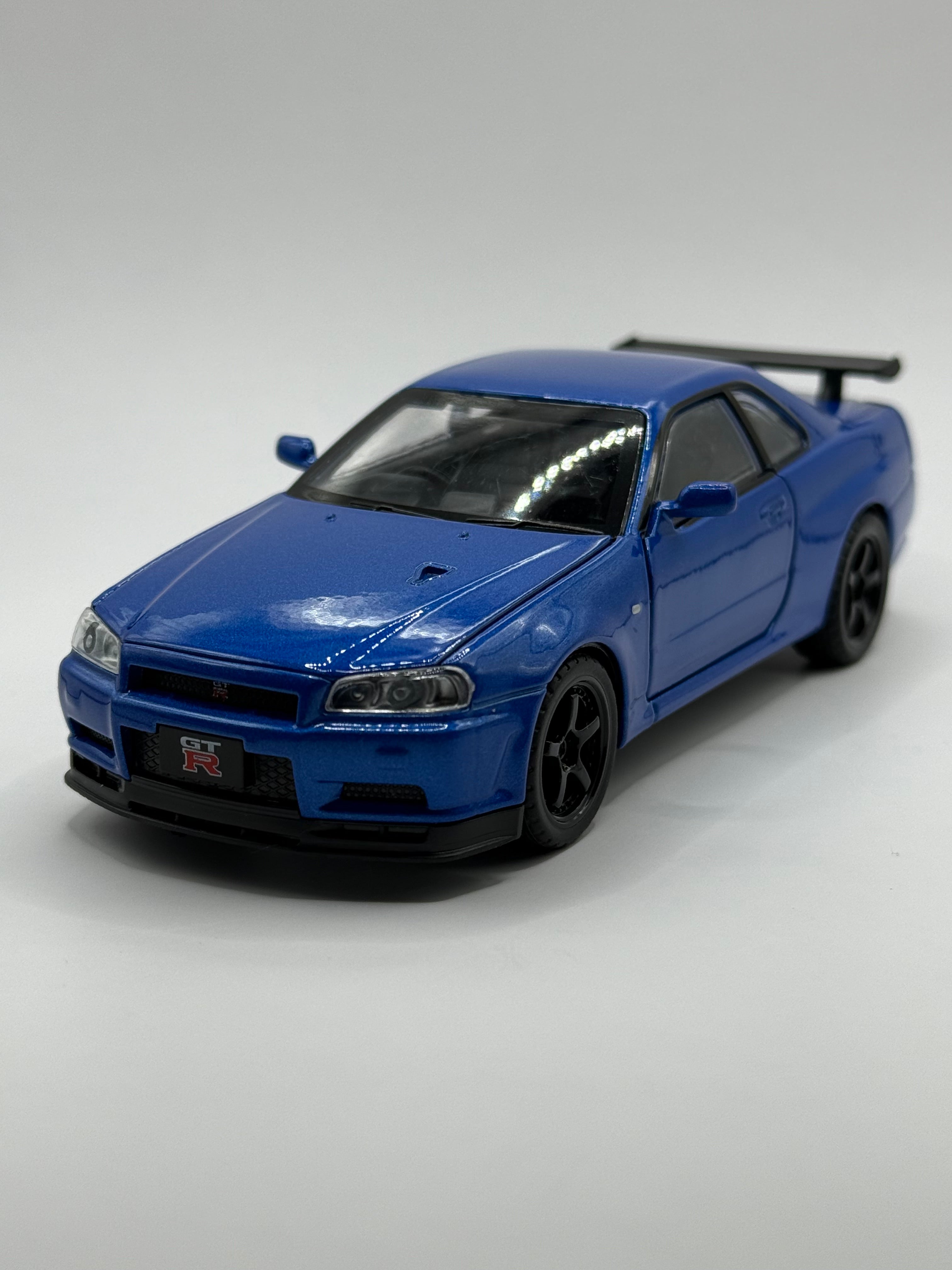 Licensed 1:32 Nissan Skyline GT-R R34 JDM Diecast Model