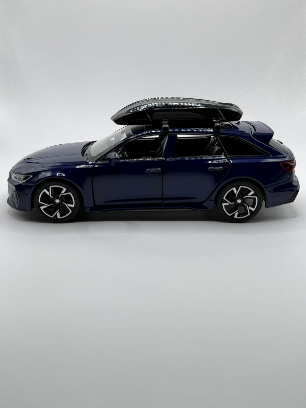 Licensed 1:32 Audi RS6 Avant Diecast Model - The Ultimate Super Wagon
