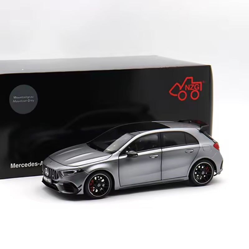 Kiloworks 1:18 Mercedes Benz AMG A45 S Diecast Model Scale Car