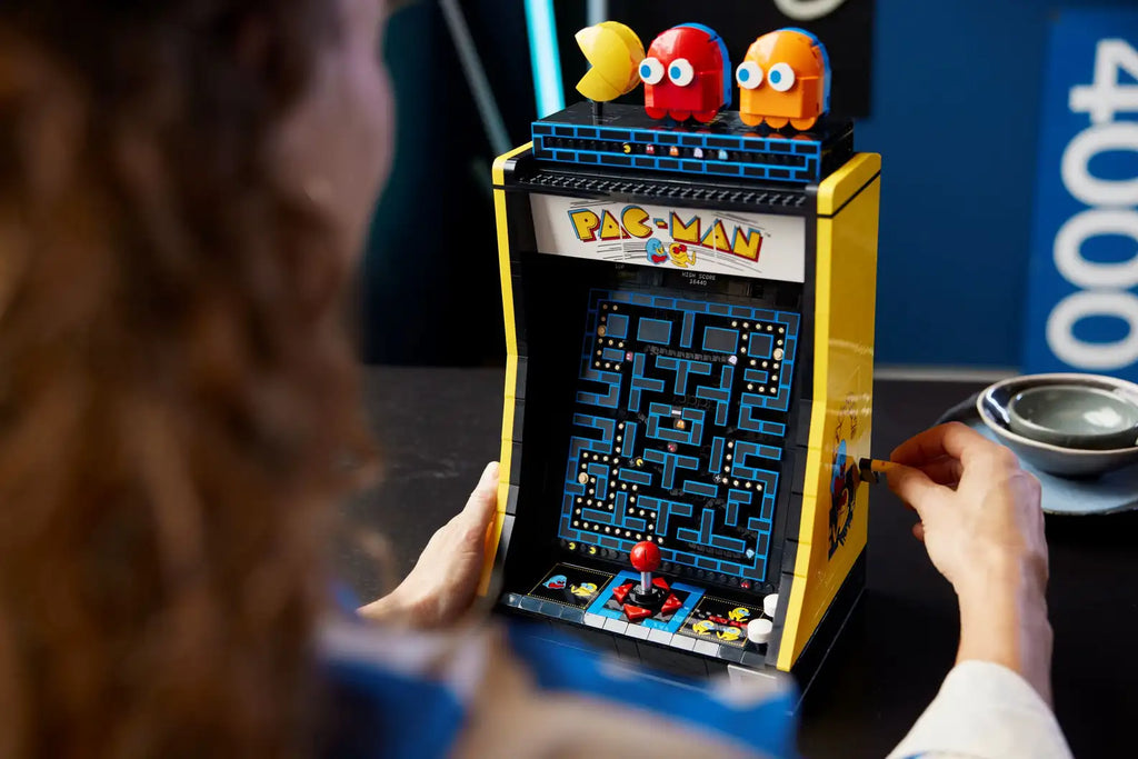 LEGO Icons PAC-MAN Arcade Machine (Set 10323)