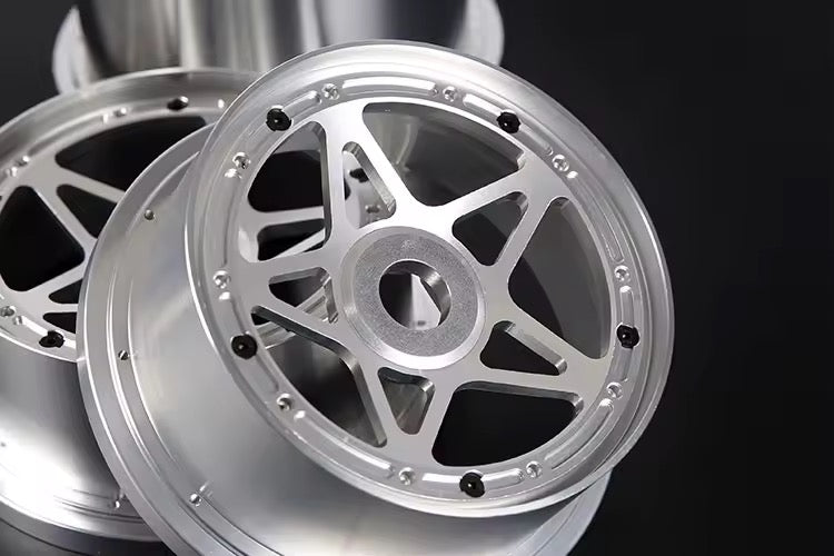 Side profile of Rovan F5 aluminum wheel showing beadlock ring detail.