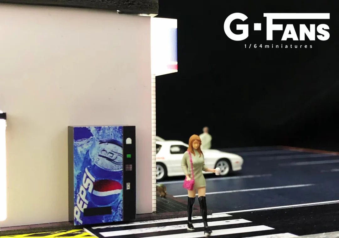G-FANS 1:64 Lawson Store Diorama with LED Lighting & Parking Lot (Model 710024)