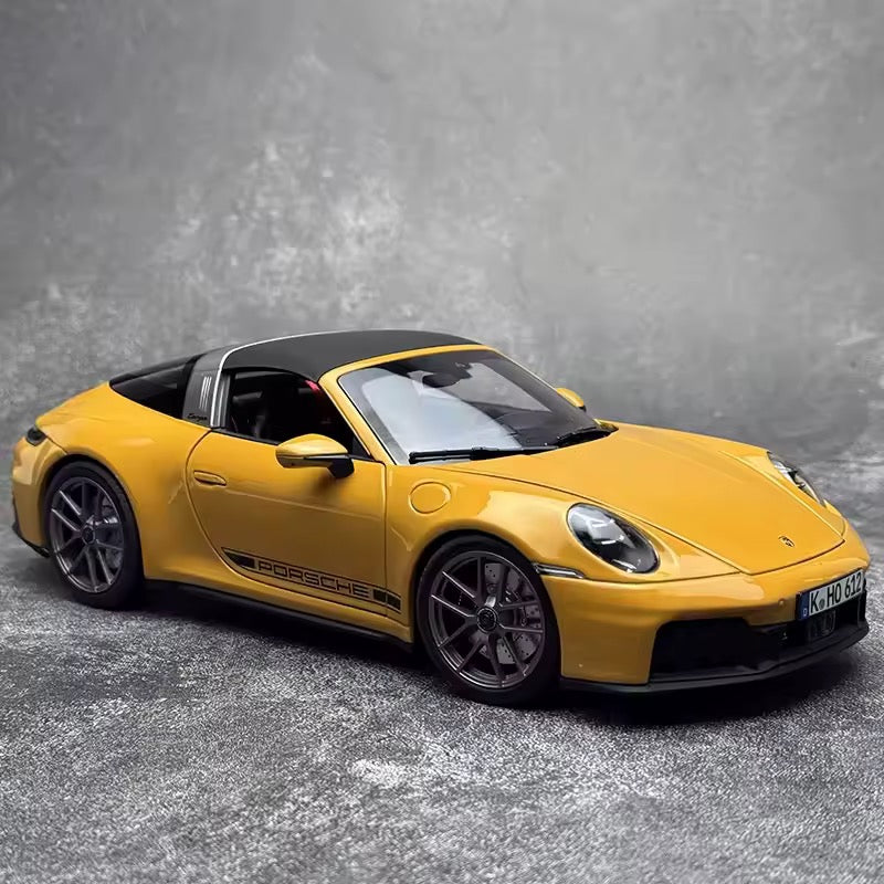 Norev 1:18 Porsche 911 Targa 4 GTS (992.2) 2025 - Bahama Yellow