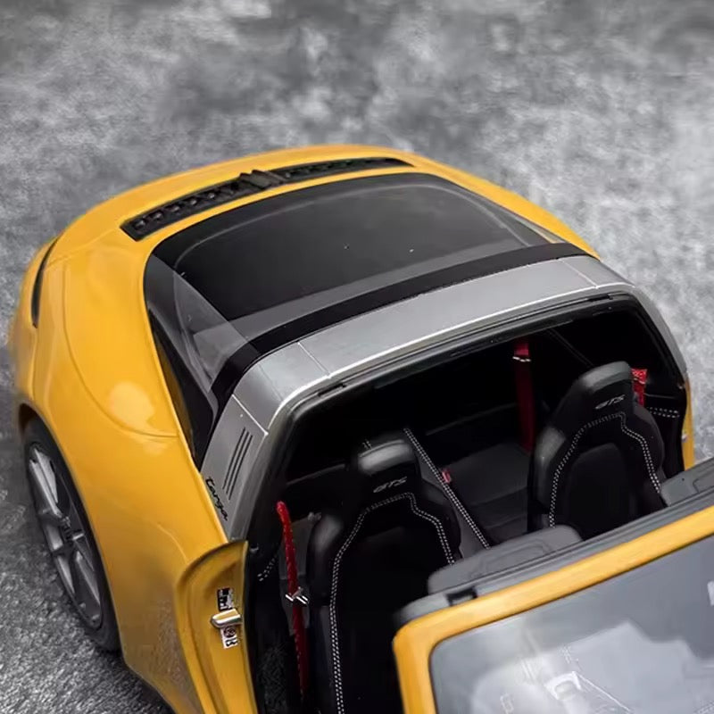 Interior detail of Norev 1:18 Porsche 911 Targa