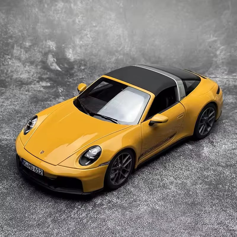 Norev 1:18 Porsche 911 Targa 4 GTS (992.2) 2025 - Bahama Yellow