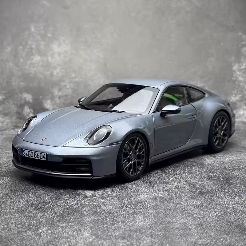 Norev 1:18 Porsche 911 Targa 4 GTS 992.2 Silver side view