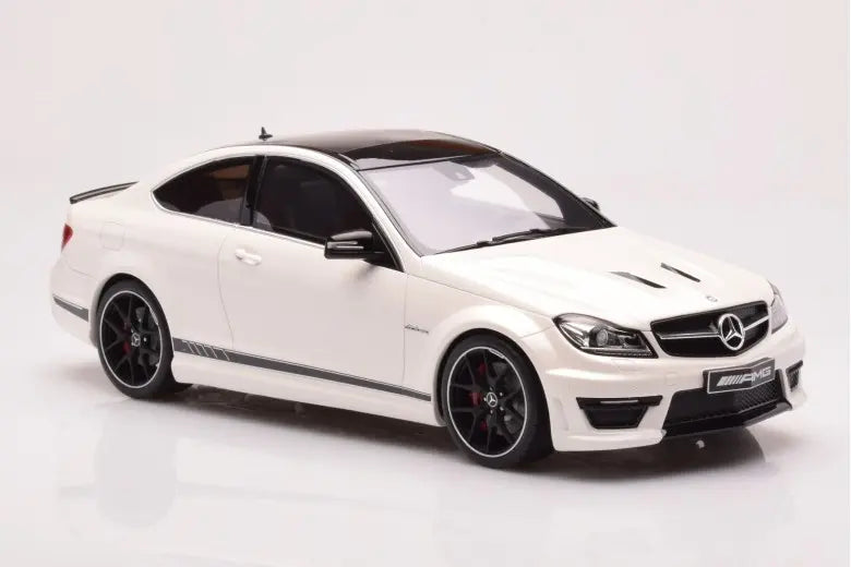 GT SPIRIT 1:18 SCALE RESIN MODEL MERCEDES BENZ C63 AMG W204 EDITION 507 - WHITE - GT899