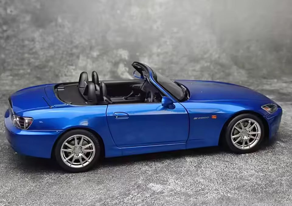 Motorhelix 1:18 Honda S2000 (AP2) 2004 - 2009 (M85108)