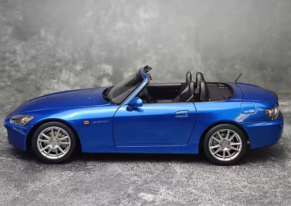 Motorhelix 1:18 Honda S2000 (AP2) 2004 - 2009 (M85108)