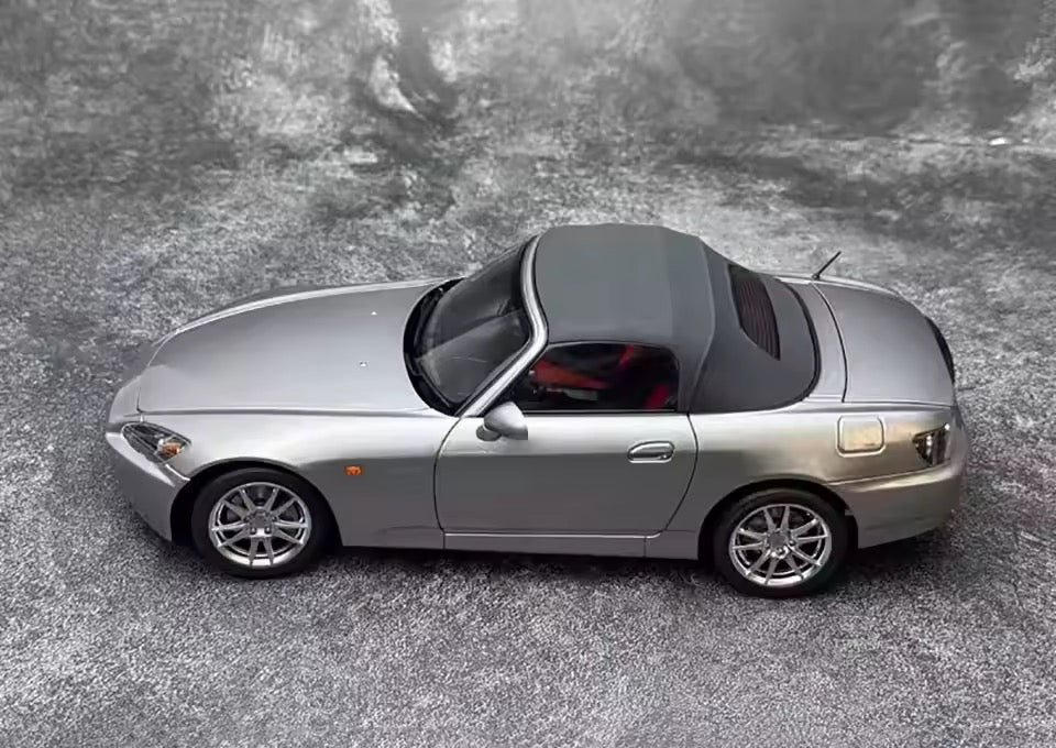 Motorhelix 1:18 Honda S2000 (AP2) 2004 - 2009 (M85108)