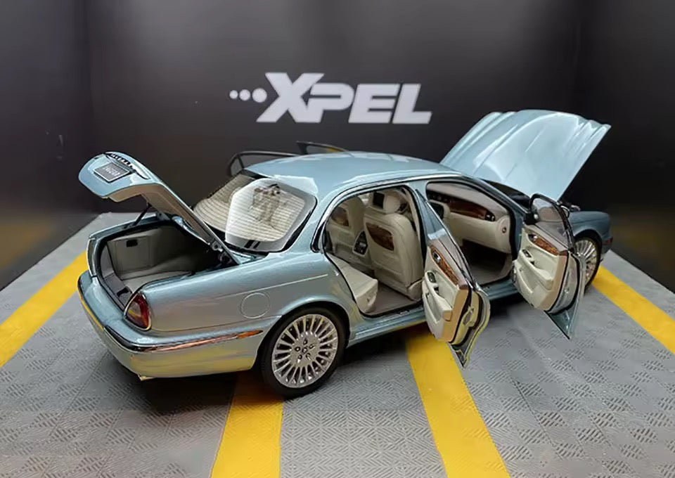 Almost Real 1/18 Jaguar XJ6 X350 Diecast Model Car (810503)
