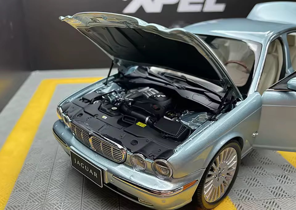 Almost Real 1/18 Jaguar XJ6 X350 Diecast Model Car (810503)