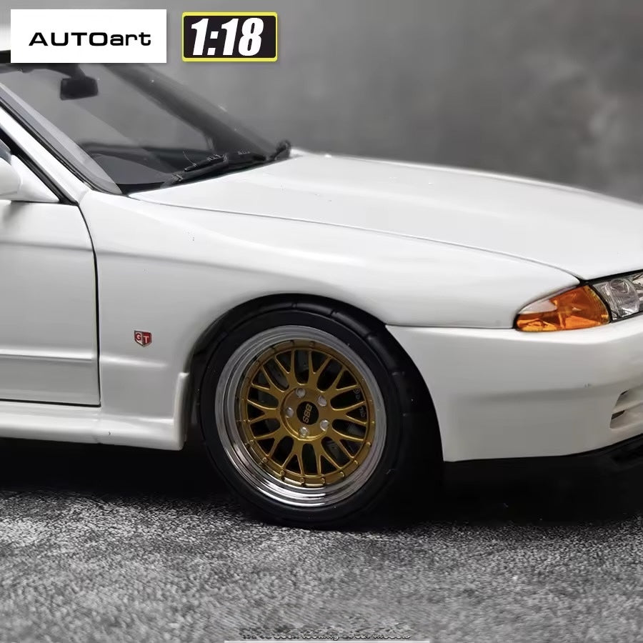 AUTOart 1:18 Nissan Skyline GT-R (R32) V-Spec II Tuned Version