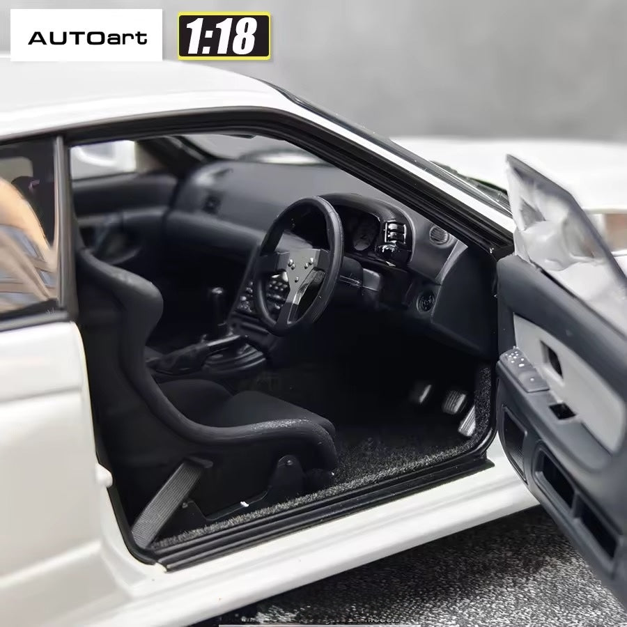 AUTOart 1:18 Nissan Skyline GT-R (R32) V-Spec II Tuned Version