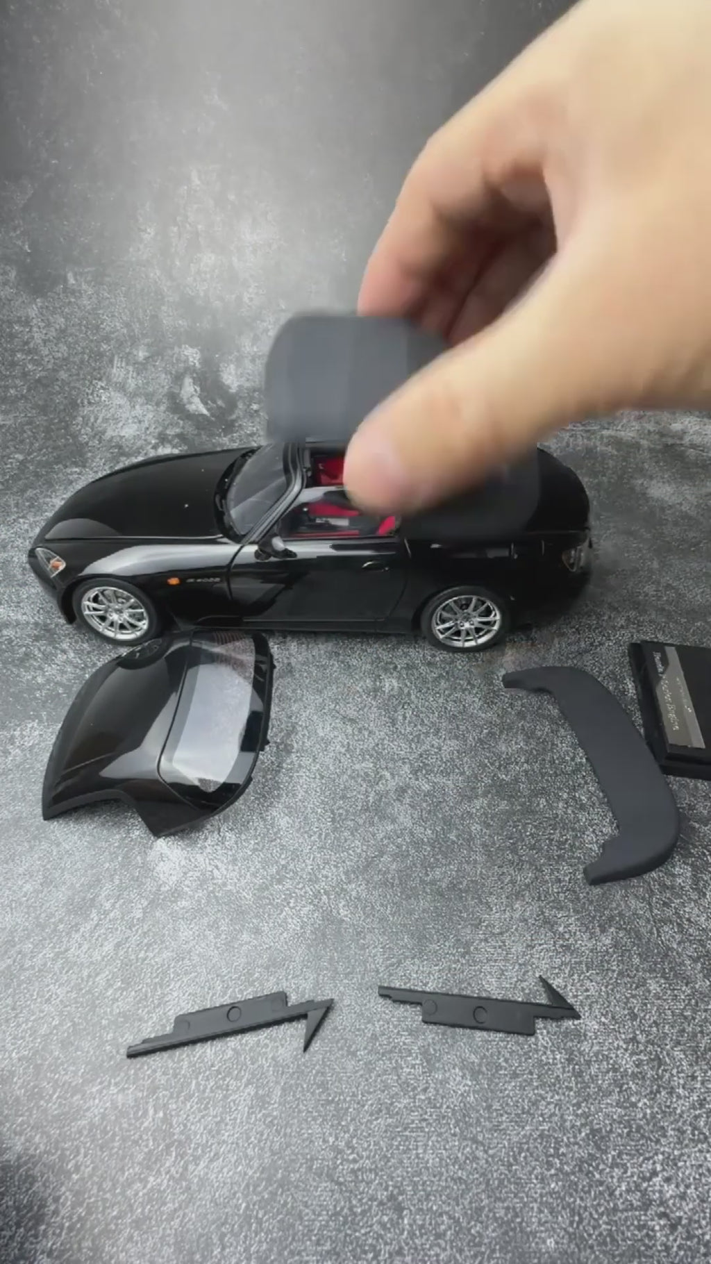 Motorhelix 1:18 Honda S2000 (AP2) 2004 - 2009 (M85108)